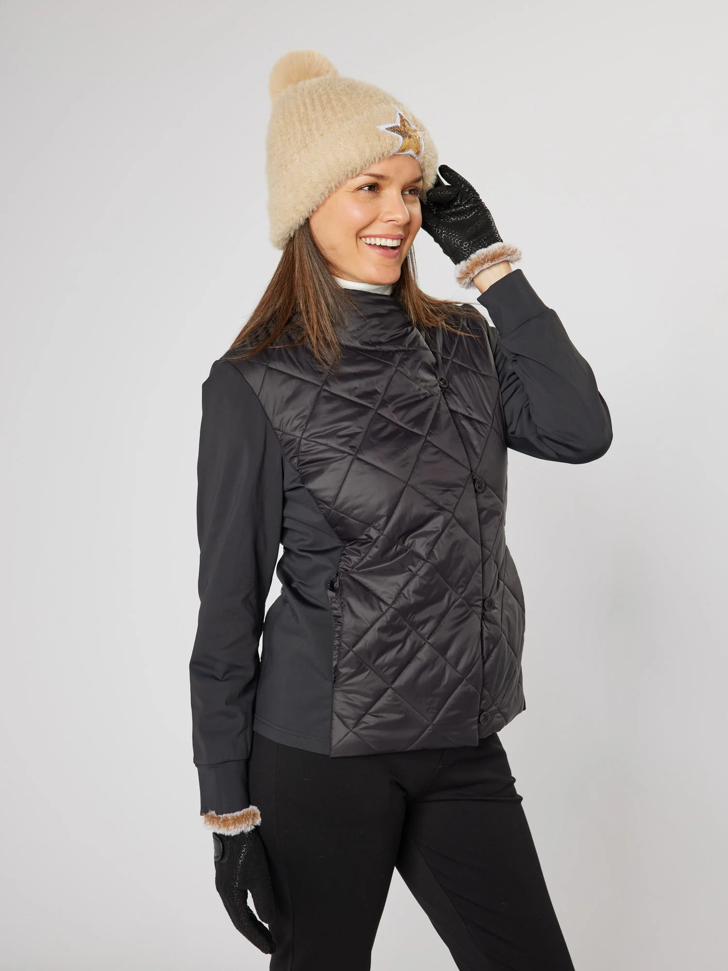Iris Active Jacket Pitch Black
