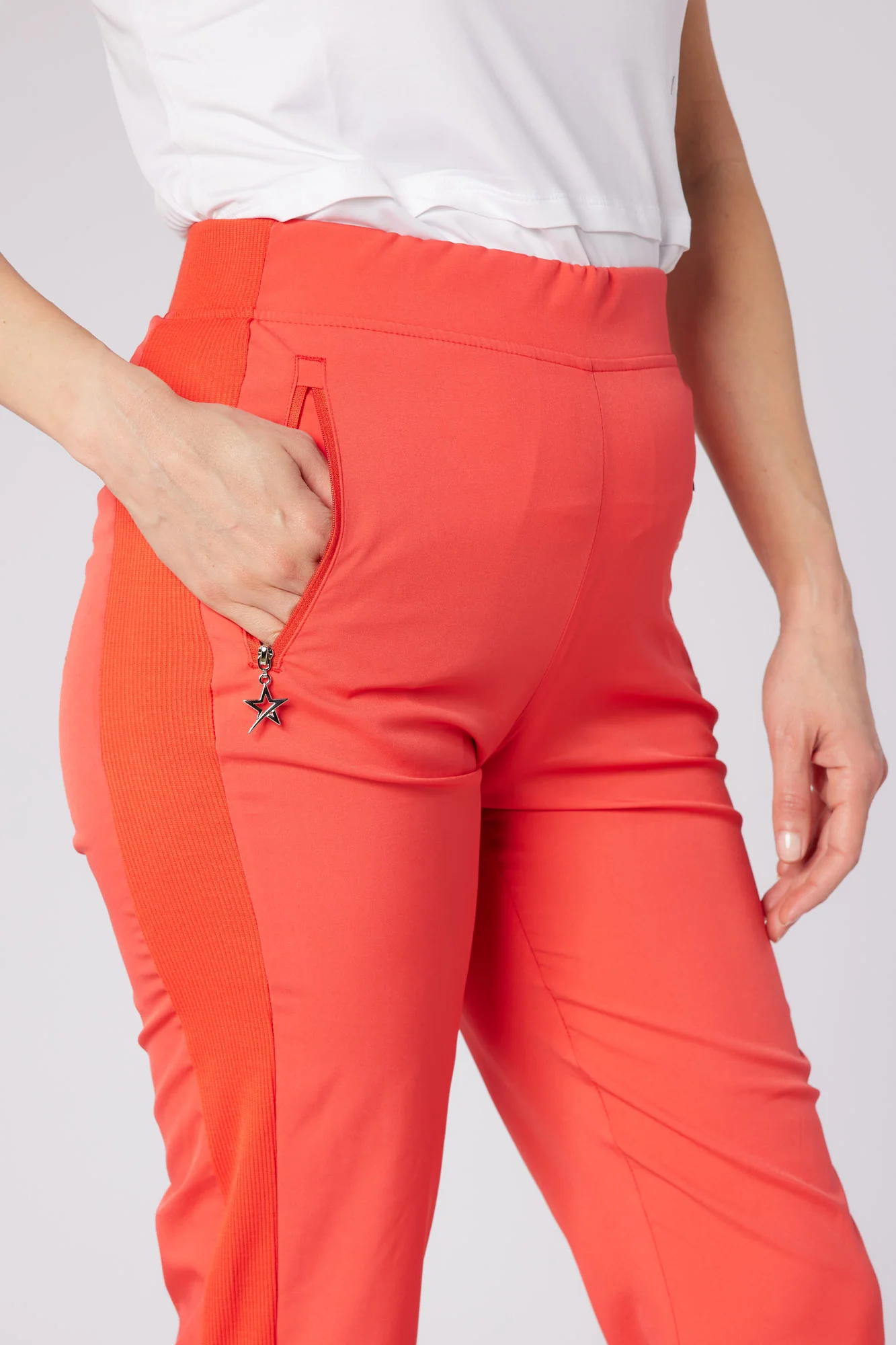 Rita Lightweight Capri Coral - Image 3